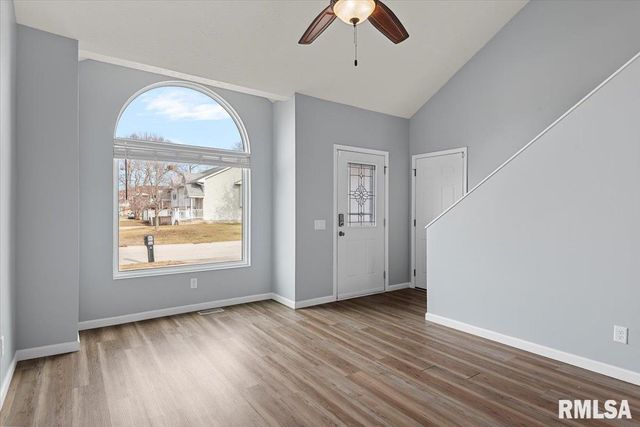 130 Genoa Drive, Springfield, IL 62703