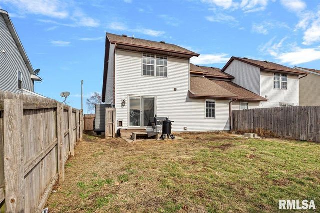 130 Genoa Drive, Springfield, IL 62703