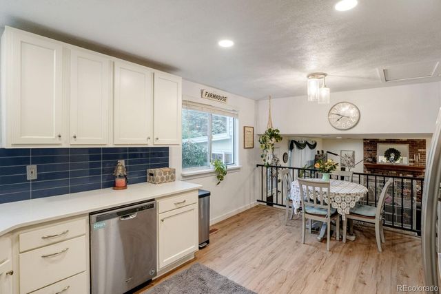 8883 W Quarto Avenue, Littleton, CO 80128