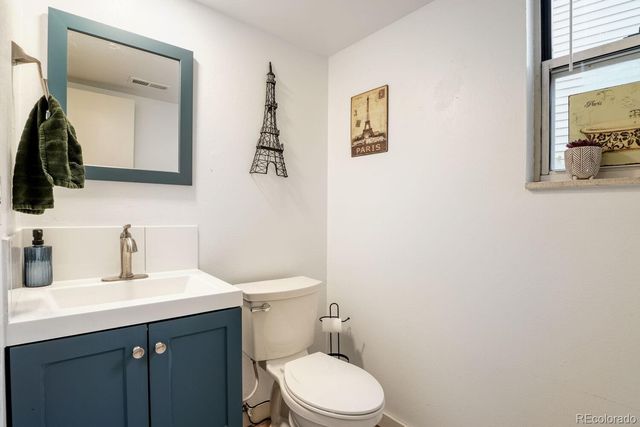8883 W Quarto Avenue, Littleton, CO 80128