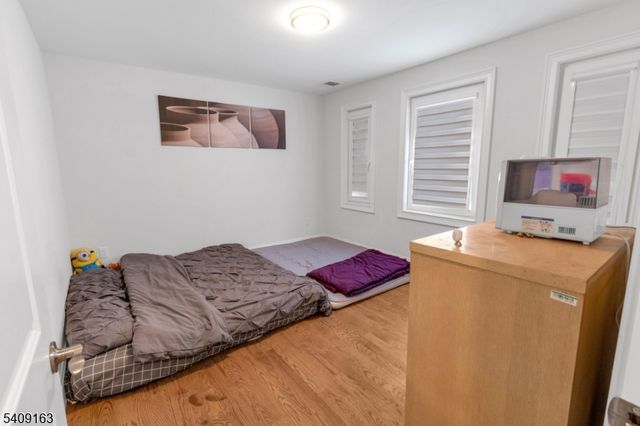 112 E 12th st, Linden City, NJ 07036