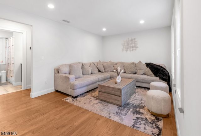 112 E 12th st, Linden City, NJ 07036