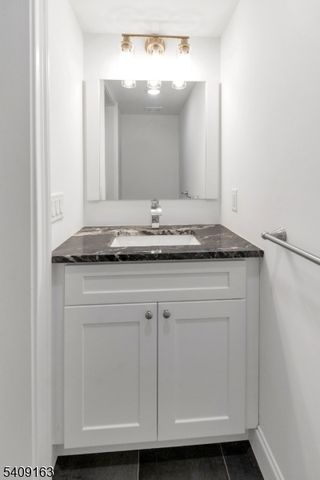 112 E 12th st, Linden City, NJ 07036