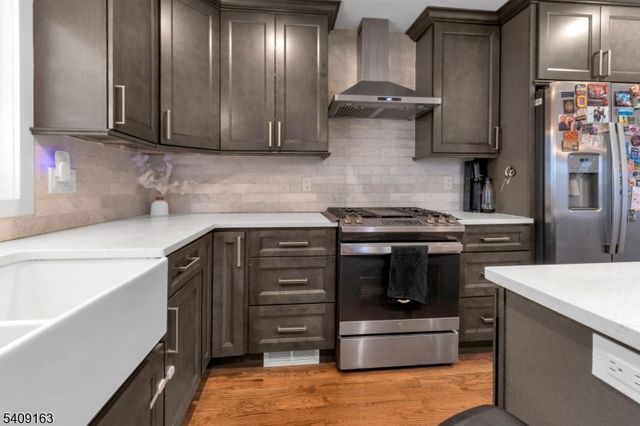 112 E 12th st, Linden City, NJ 07036