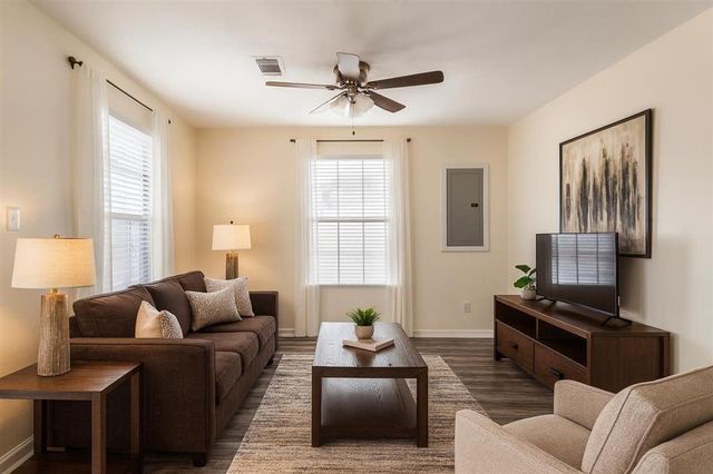 1807 Theriot Street, Lake Charles, LA 70601