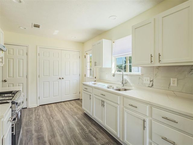1807 Theriot Street, Lake Charles, LA 70601