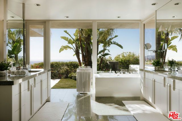 301 Trousdale Place, Beverly Hills, CA 90210