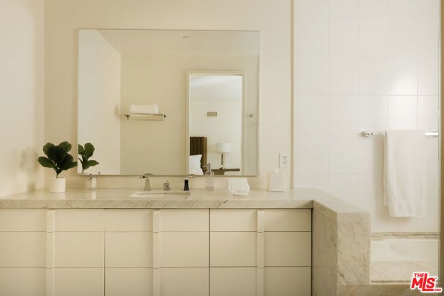 301 Trousdale Place, Beverly Hills, CA 90210