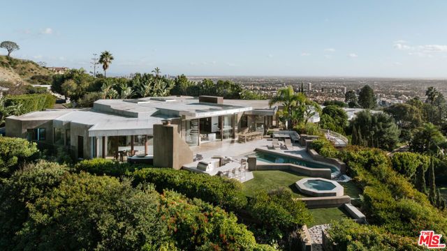 301 Trousdale Place, Beverly Hills, CA 90210