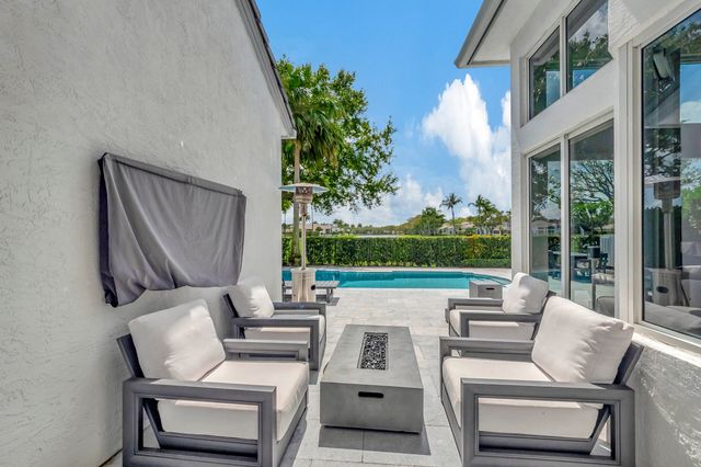 4114 NW Briarcliff Circle, Boca Raton, FL 33496