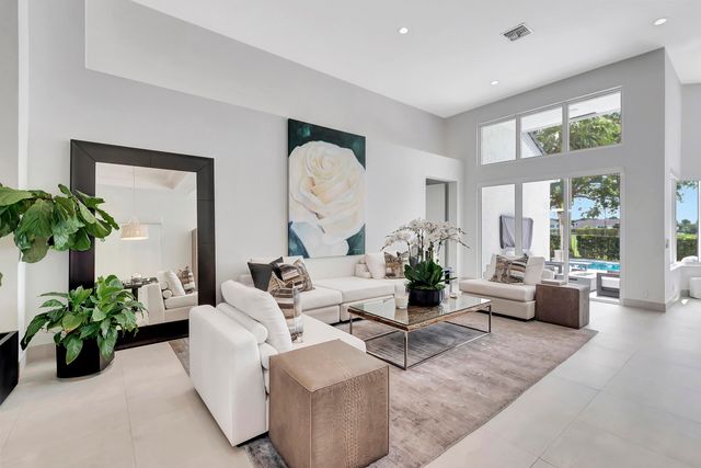 4114 NW Briarcliff Circle, Boca Raton, FL 33496