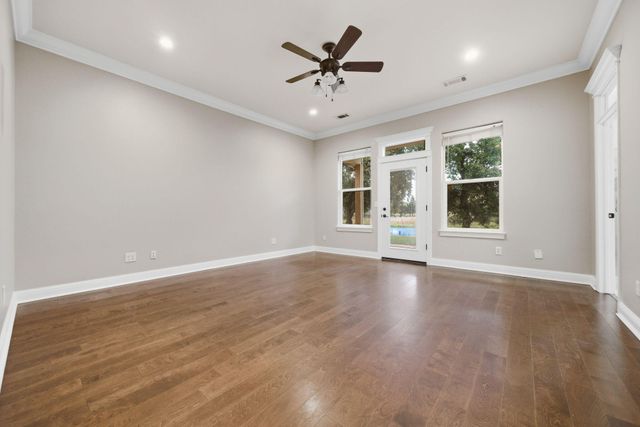 22894 Blue Jay Lane, Anderson, CA 96007