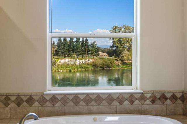 22894 Blue Jay Lane, Anderson, CA 96007