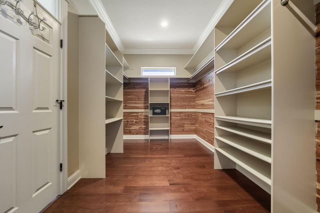 22894 Blue Jay Lane, Anderson, CA 96007