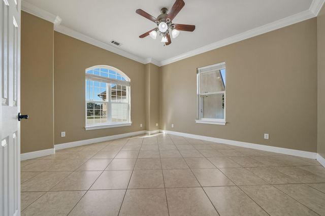 22894 Blue Jay Lane, Anderson, CA 96007