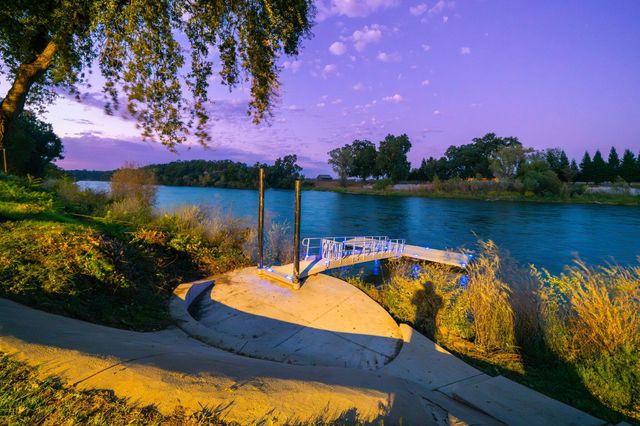 22894 Blue Jay Lane, Anderson, CA 96007