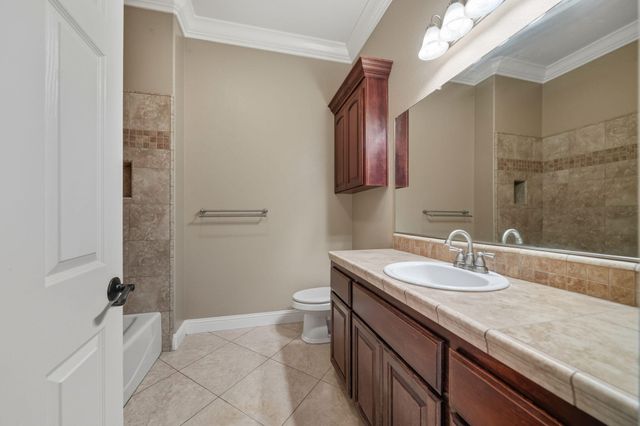 22894 Blue Jay Lane, Anderson, CA 96007