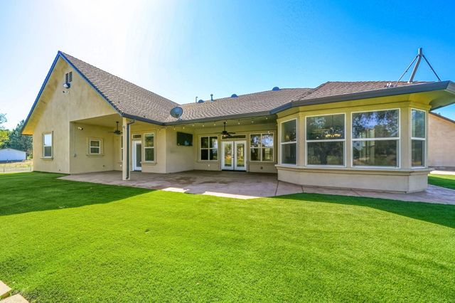 22894 Blue Jay Lane, Anderson, CA 96007