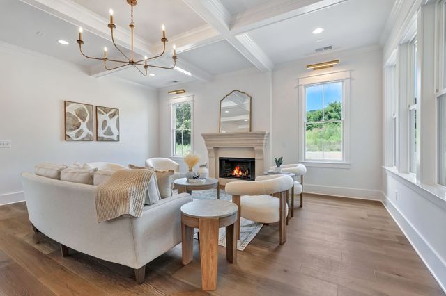 7051 Kinderhook Rd, Nashville, TN 37221