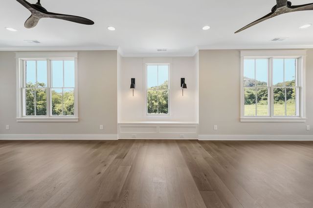 7051 Kinderhook Rd, Nashville, TN 37221