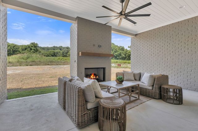 7051 Kinderhook Rd, Nashville, TN 37221