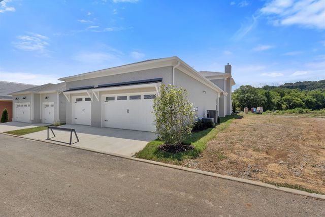 7051 Kinderhook Rd, Nashville, TN 37221