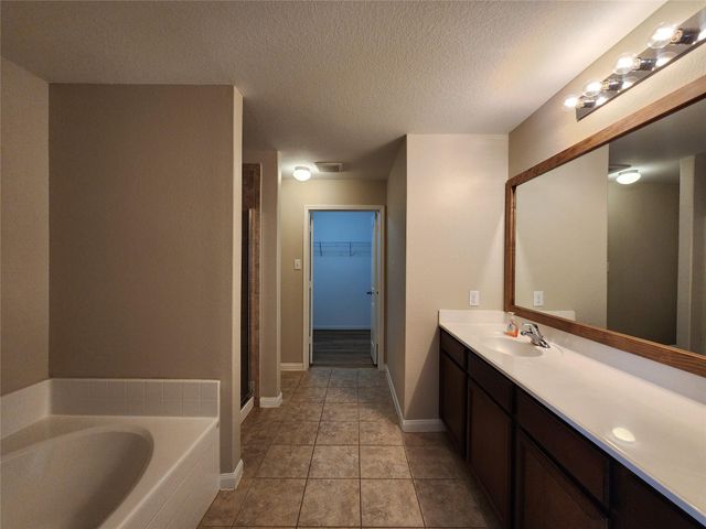 22527 Cloverland Field Drive, Hockley, TX 77447