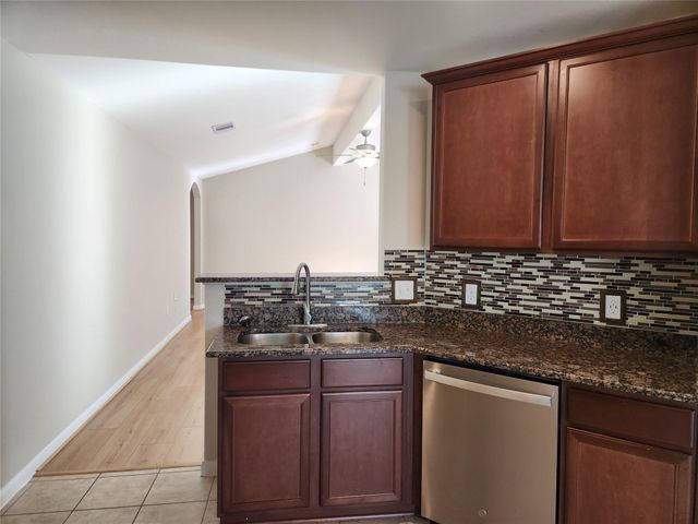 22527 Cloverland Field Drive, Hockley, TX 77447