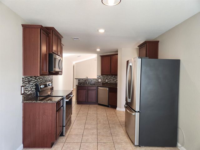 22527 Cloverland Field Drive, Hockley, TX 77447