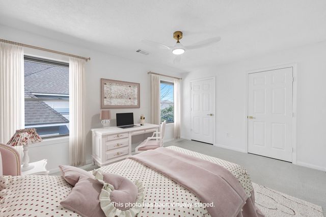 686 Edgewood Drive, Montgomery, TX 77356