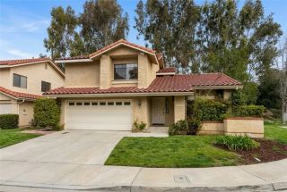 6691 Summerhill Court, Oak Park, CA 91377