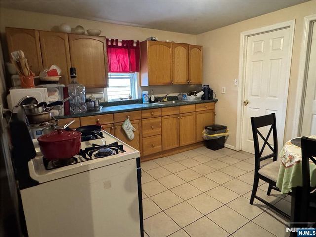 253 Crystal Street, North Arlington, NJ 07031