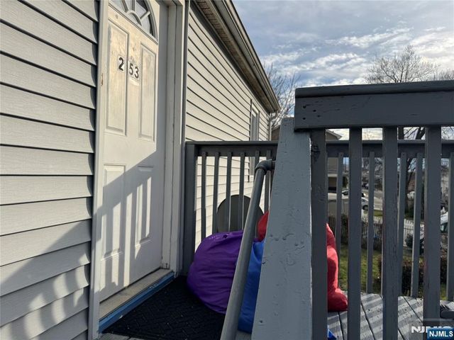 253 Crystal Street, North Arlington, NJ 07031
