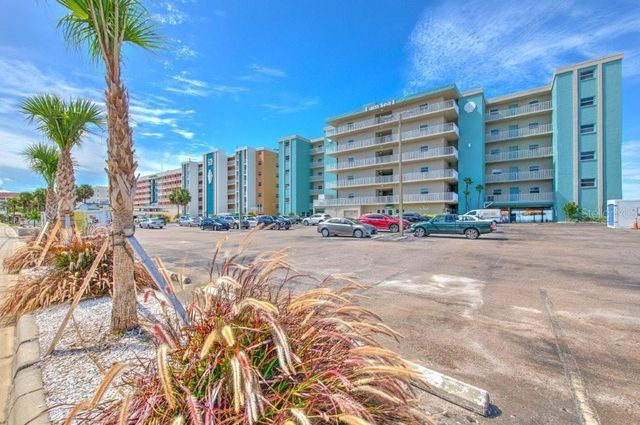 17200 GULF BOULEVARD 401, North Redington Beach, FL 33708