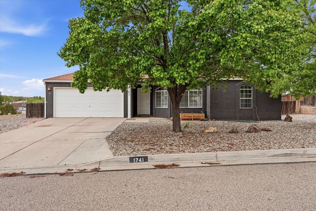1741 Blueberry Drive NE, Rio Rancho, NM 87144