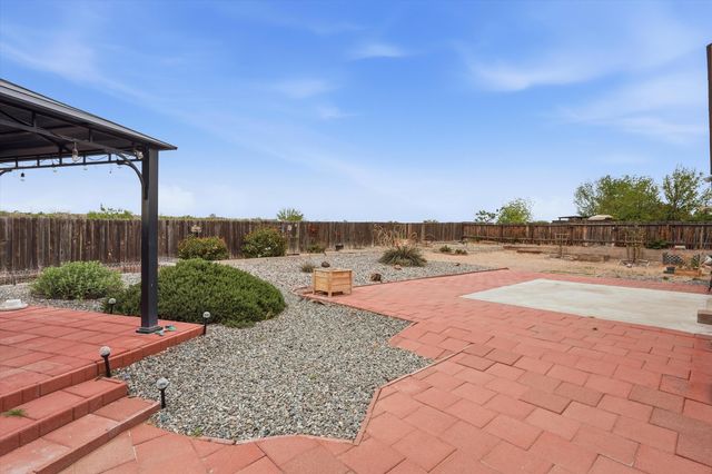 1741 Blueberry Drive NE, Rio Rancho, NM 87144