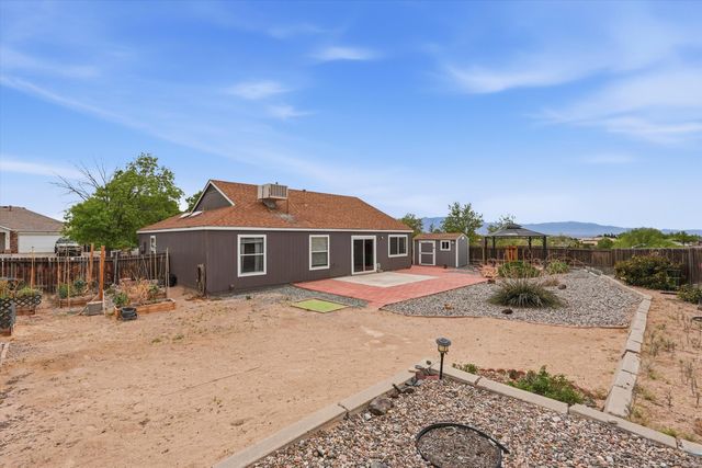 1741 Blueberry Drive NE, Rio Rancho, NM 87144