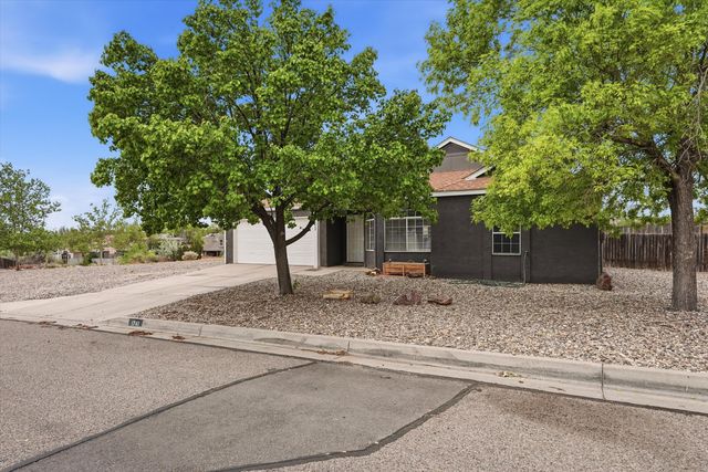 1741 Blueberry Drive NE, Rio Rancho, NM 87144