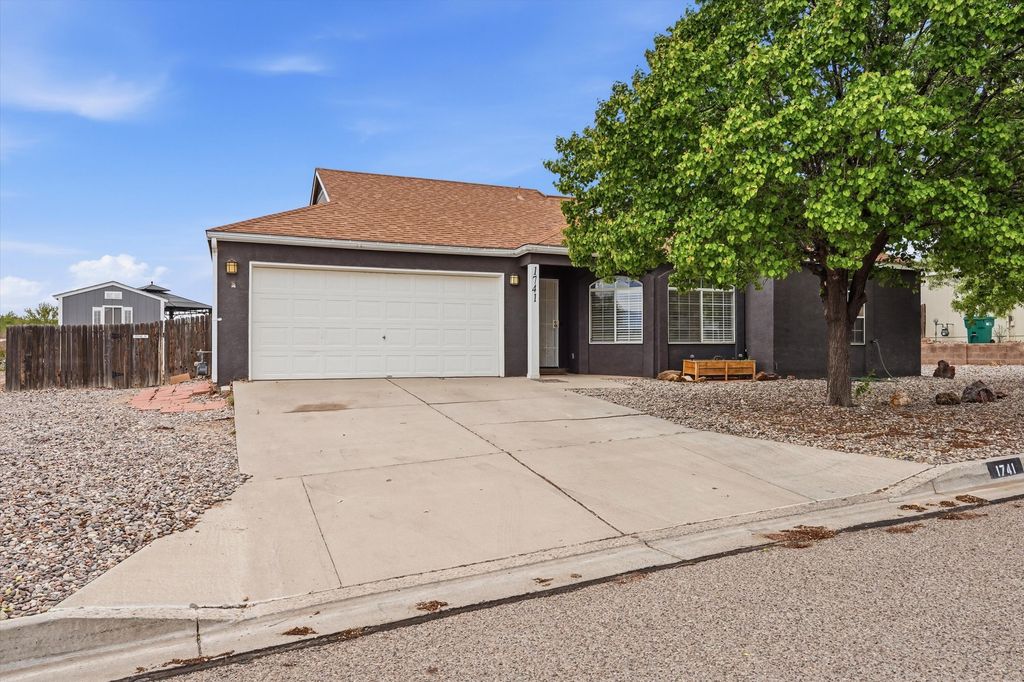 1741 Blueberry Drive NE, Rio Rancho, NM 87144