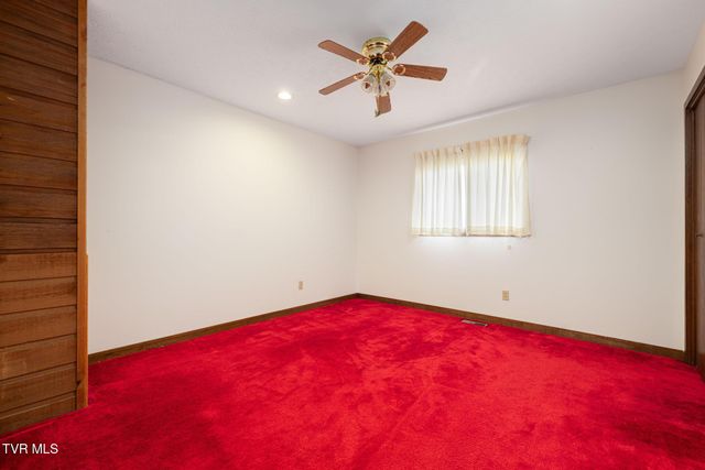 2129 Welch Road, Kingsport, TN 37660