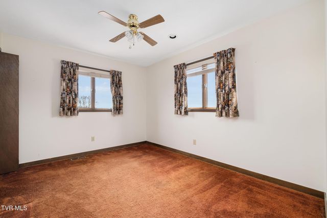 2129 Welch Road, Kingsport, TN 37660