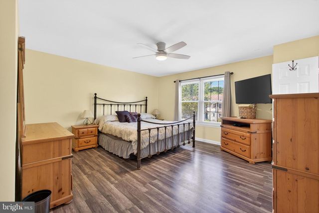 17 DUNMOOR CT N, Trenton, NJ 08690
