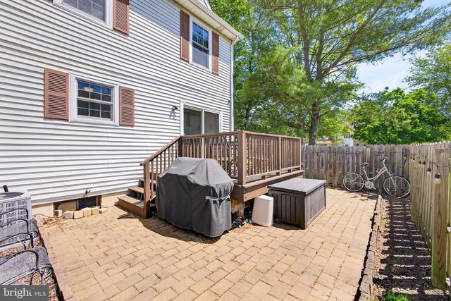 17 DUNMOOR CT N, Trenton, NJ 08690