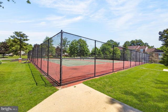 17 DUNMOOR CT N, Trenton, NJ 08690