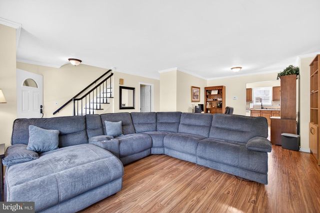 17 DUNMOOR CT N, Trenton, NJ 08690