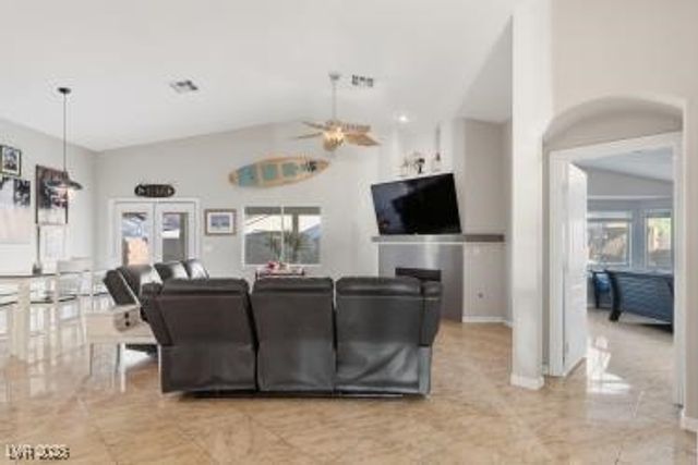 6612 Ringbill Court, North Las Vegas, NV 89084