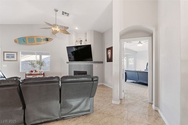 6612 Ringbill Court, North Las Vegas, NV 89084