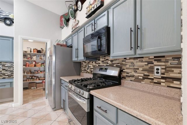 6612 Ringbill Court, North Las Vegas, NV 89084