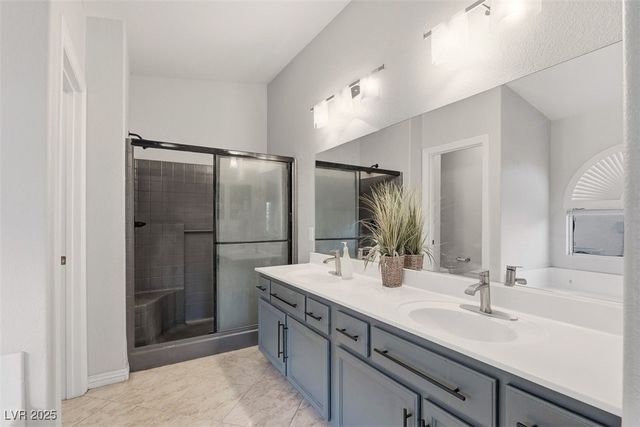 6612 Ringbill Court, North Las Vegas, NV 89084