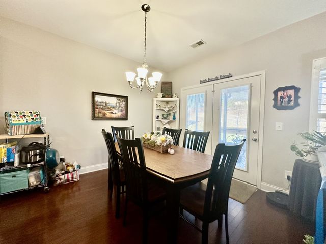 547 Cloverhill Ln, Lebanon, TN 37090